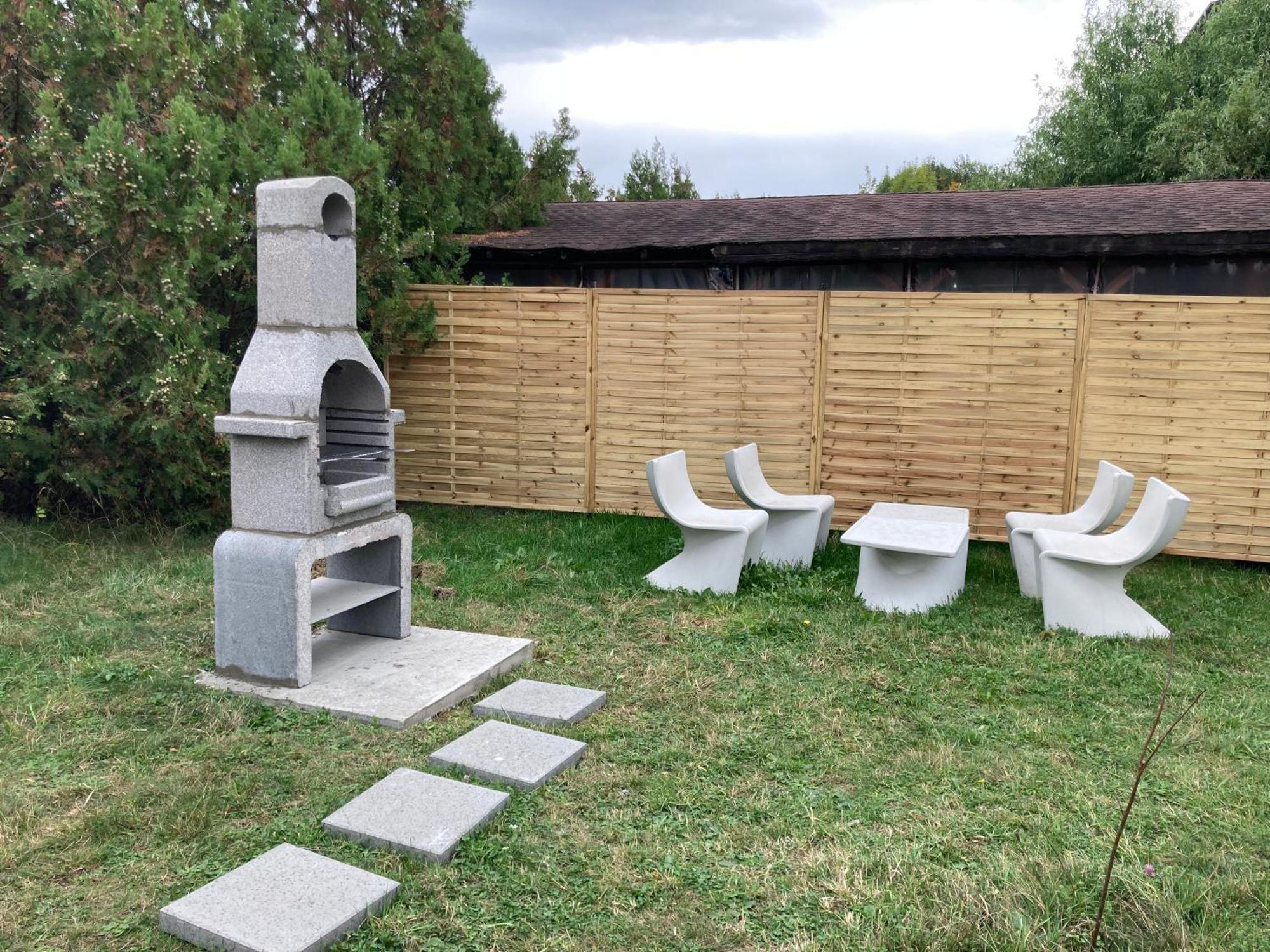 Bran White Clouds House And Chalet エクステリア 写真